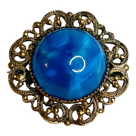Vintage Blue Swirl Czech Glass Cabochon Gold Tone Brass Filigree Frame Brooch - Picture 4 of 5